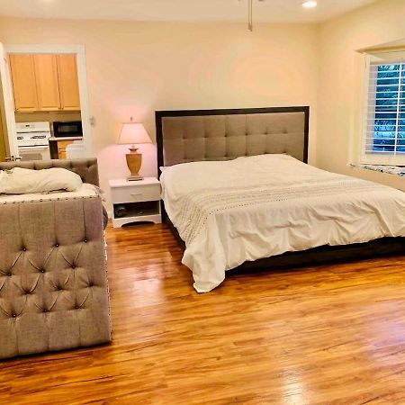 Spacious & Pet Friendly Oceanside Home Exterior photo